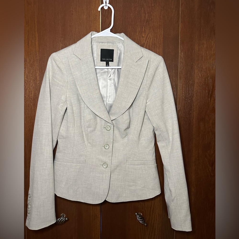 Gray The Limited women’s blazer size 4